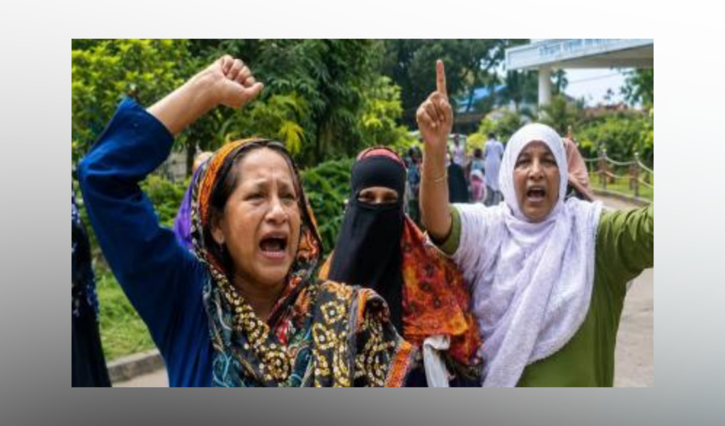 টঙ্গীতে থানা চত্বরে ‘জয় বাংলা’ স্লোগান: আওয়ামী লীগ নেতার ৫ স্বজন গ্রেপ্তার 4 টঙ্গীতে থানা চত্বরে ‘জয় বাংলা’ স্লোগান আওয়ামী লীগ নেতার ৫ স্বজন গ্রেপ্তার