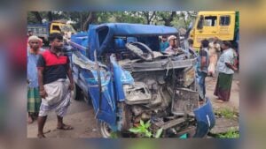 ট্রাক পিকআপ সংঘর্ষে দুধ ব্যবসায়ী নিহত মহাসড়ক অবরোধ ট্রাক-পিকআপ সংঘর্ষে দুধ ব্যবসায়ী নিহত, মহাসড়ক অবরোধ