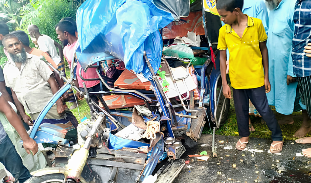 ঠাকুরগাঁওয়ে পিকআপ, মোটরসাইকেল ও অটোরিকশার সংঘর্ষে দুজন নিহত 2 ঠাকুরগাঁওয়ে পিকআপ, মোটরসাইকেল ও অটোরিকশার সংঘর্ষে দুজন নিহত