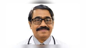ঢাকা মেডিকেলের ইএনটি প্রধানের ওপর হামলা ঢাকা মেডিকেলের ইএনটি প্রধানের ওপর হামলা
