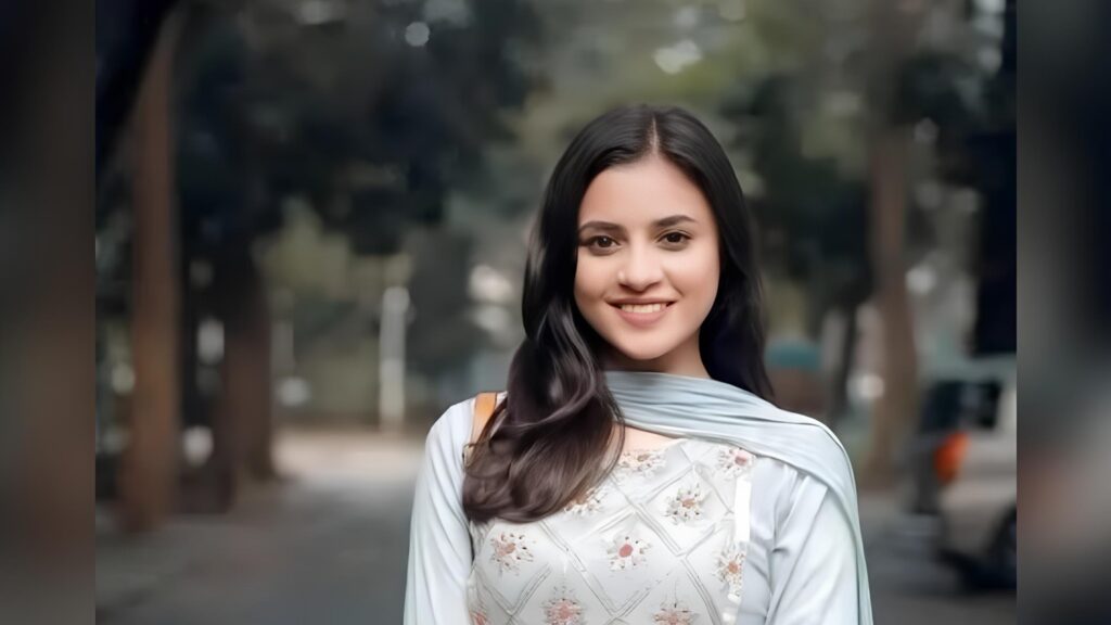 ঢাকায় ফেরার পথে দুর্ঘটনায় অল্পের জন্য রক্ষা তাসনুভা তিশার 4 ঢাকায় ফেরার পথে দুর্ঘটনায় অল্পের জন্য রক্ষা তাসনুভা তিশার