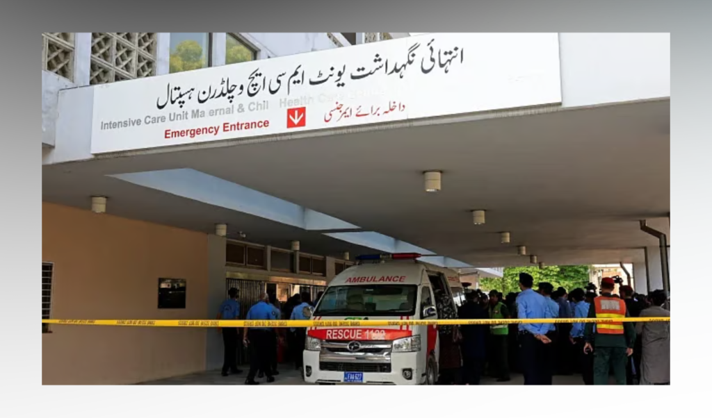 পাকিস্তানের পিমস হাসপাতালে আগুনে ১৪ নবজাতকের করুণ মৃত্যু 2 পাকিস্তানের পিমস হাসপাতালে আগুনে ১৪ নবজাতকের করুণ মৃত্যু, তালাবদ্ধ দরজার অভিযোগ