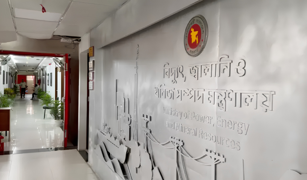 বিদ্যুৎ ও গ্যাস সংকট: দায় এড়ানোর পাশাপাশি ব্যবস্থাপনার ঘাটতি নিয়ে প্রশ্ন 2 বিদ্যুৎ ও গ্যাস সংকট দায় এড়ানোর পাশাপাশি ব্যবস্থাপনার ঘাটতি নিয়ে প্রশ্ন