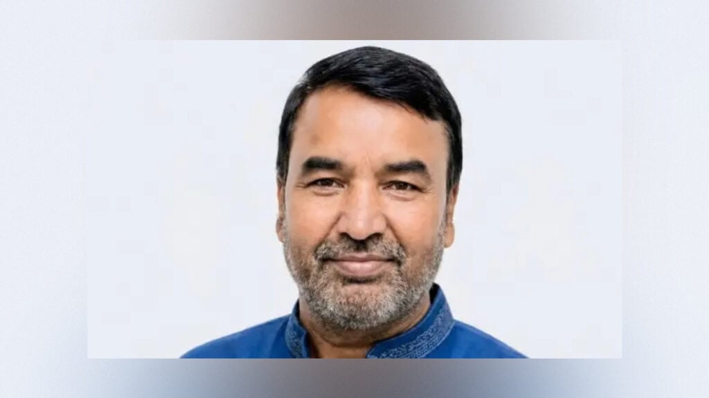 ভয়ভীতি দেখিয়ে ধর্ষণের অভিযোগ, বিএনপি নেতা বহিষ্কার 2 ভয়ভীতি দেখিয়ে ধর্ষণের অভিযোগ, বিএনপি নেতা বহিষ্কার