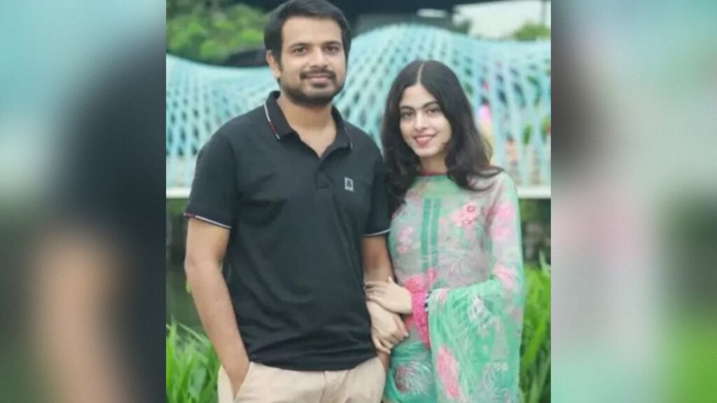রংপুরে ৪ হত্যাকাণ্ডের শিকার হওয়া আগামির হবু স্বামীর আবেগঘন স্ট্যাটাস ভাইরাল 2 রংপুরে ৪ হত্যাকাণ্ডের শিকার হওয়া আগামির হবু স্বামীর আবেগঘন স্ট্যাটাস ভাইরাল