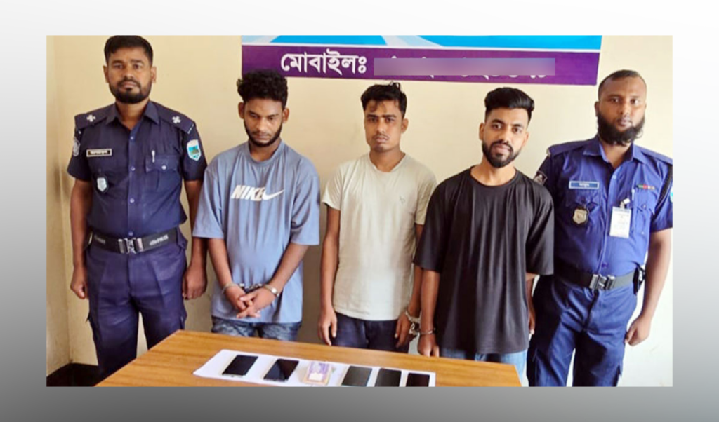 লালপুরে হ্যাকিং ও অনলাইন প্রতারণা চক্রের ৫ সদস্য গ্রেপ্তার 3 লালপুরে হ্যাকিং ও অনলাইন প্রতারণা চক্রের ৫ সদস্য গ্রেপ্তার