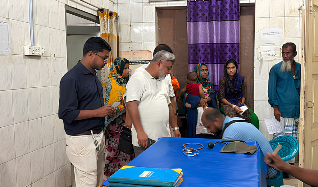 শরীয়তপুরে যুবদল নেতার বিরুদ্ধে তিন সাংবাদিককে মারধরের অভিযোগ 2 শরীয়তপুরে যুবদল নেতার বিরুদ্ধে তিন সাংবাদিককে মারধরের অভিযোগ