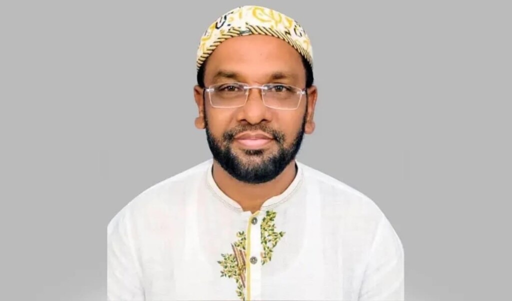 শ্রীপুর পৌর আওয়ামী লীগের সাবেক সভাপতি বুলবুল নিজ বাড়ি থেকে গ্রেপ্তার 3 শ্রীপুর পৌর আওয়ামী লীগের সাবেক সভাপতি বুলবুল নিজ বাড়ি থেকে গ্রেপ্তার