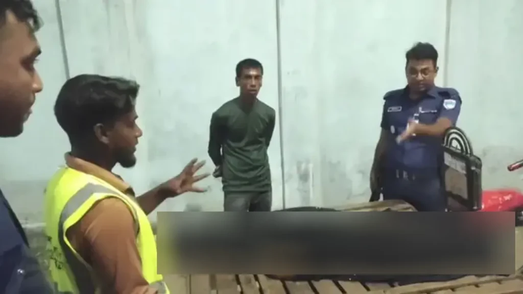 সন্তানকে প্ল্যাটফর্মে রেখে চলন্ত ট্রেনের নিচে নারীর ঝাঁপ সন্তানকে প্ল্যাটফর্মে রেখে চলন্ত ট্রেনের নিচে নারীর ঝাঁপ
