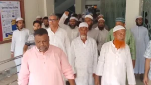 সাভারে ওরস বন্ধের দাবিতে তৌহিদি জনতার বিক্ষোভ সাভারে ওরস বন্ধের দাবিতে তৌহিদি জনতার বিক্ষোভ