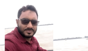 সিরাজগঞ্জে ১২ চাকার ট্রাকের নিচে পিষ্ট হয়ে প্রাণ হারালেন স্কুলশিক্ষক