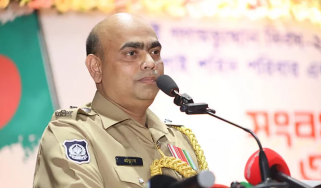 ‘কারোরই মন রক্ষা করতে পারি না যেন জন্মই আজন্ম পাপ ‘কারোরই মন রক্ষা করতে পারি না, যেন জন্মই আজন্ম পাপ’