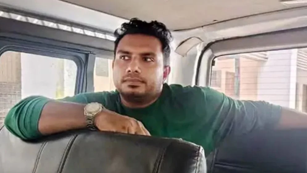 অবৈধ ওষুধ কারখানায় এনসিপি নেতার ৬ মাসের কারাদণ্ড 3 অবৈধ ওষুধ কারখানায় এনসিপি নেতার ৬ মাসের কারাদণ্ড