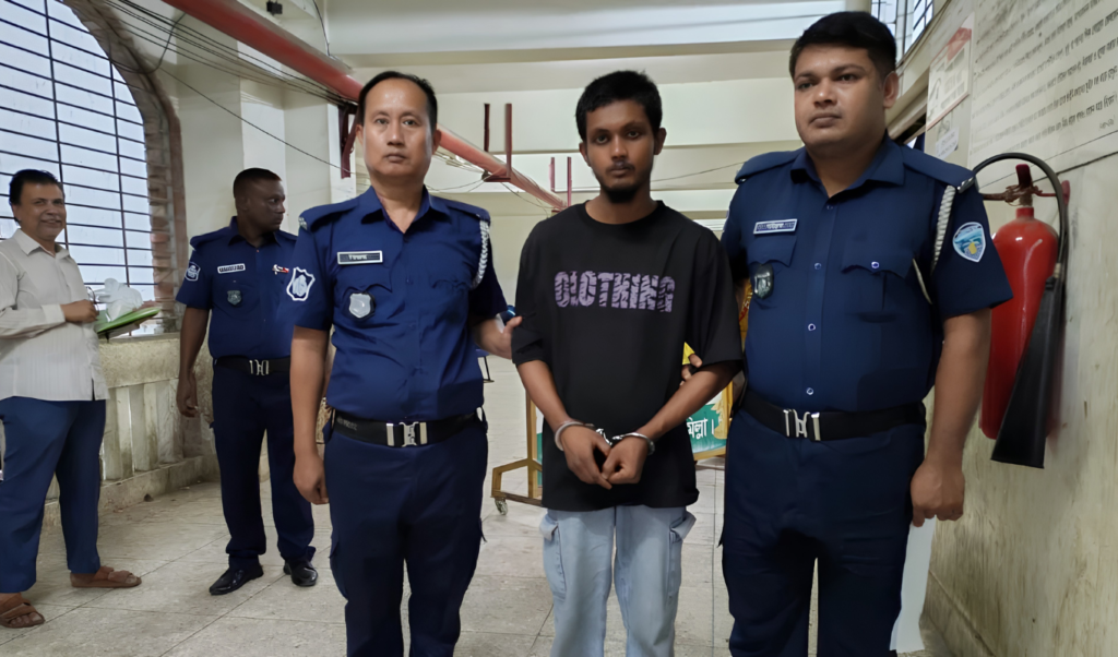 কুমিল্লায় চালক হত্যা করে অটোরিকশা ছিনতাই করা ‘সিরিয়াল কিলার’ মানিক গ্রেপ্তার 3 কুমিল্লায় চালক হত্যা করে অটোরিকশা ছিনতাই করা ‘সিরিয়াল কিলার’ মানিক গ্রেপ্তার