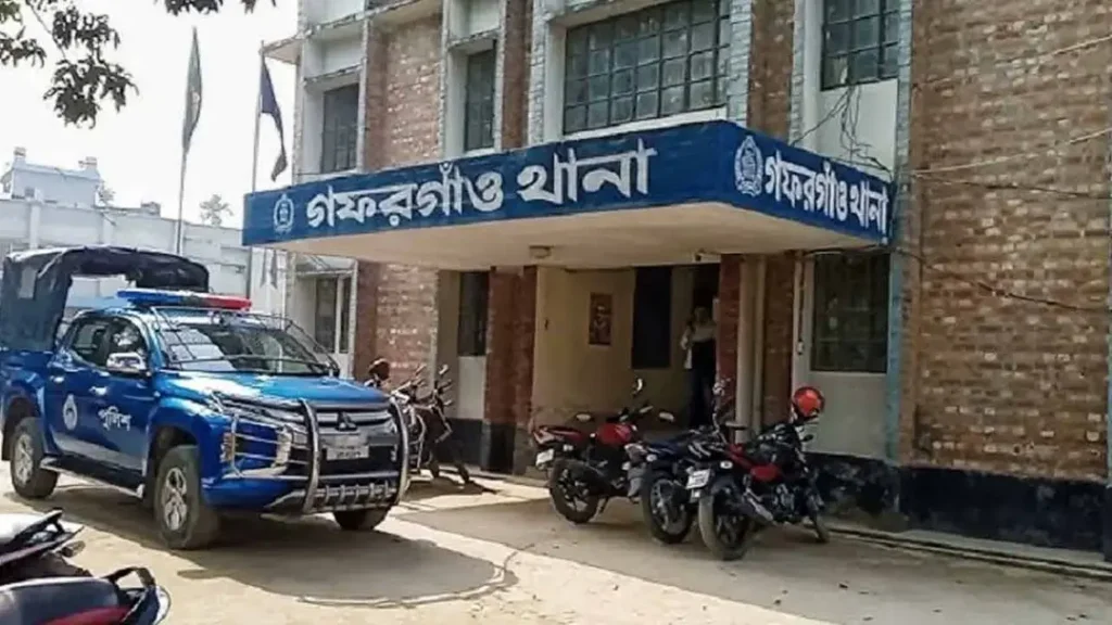 গফরগাঁওয়ে ডাকাতির পর নারীকে ধর্ষণের অভিযোগ 3 গফরগাঁওয়ে ডাকাতির পর নারীকে ধর্ষণের অভিযোগ