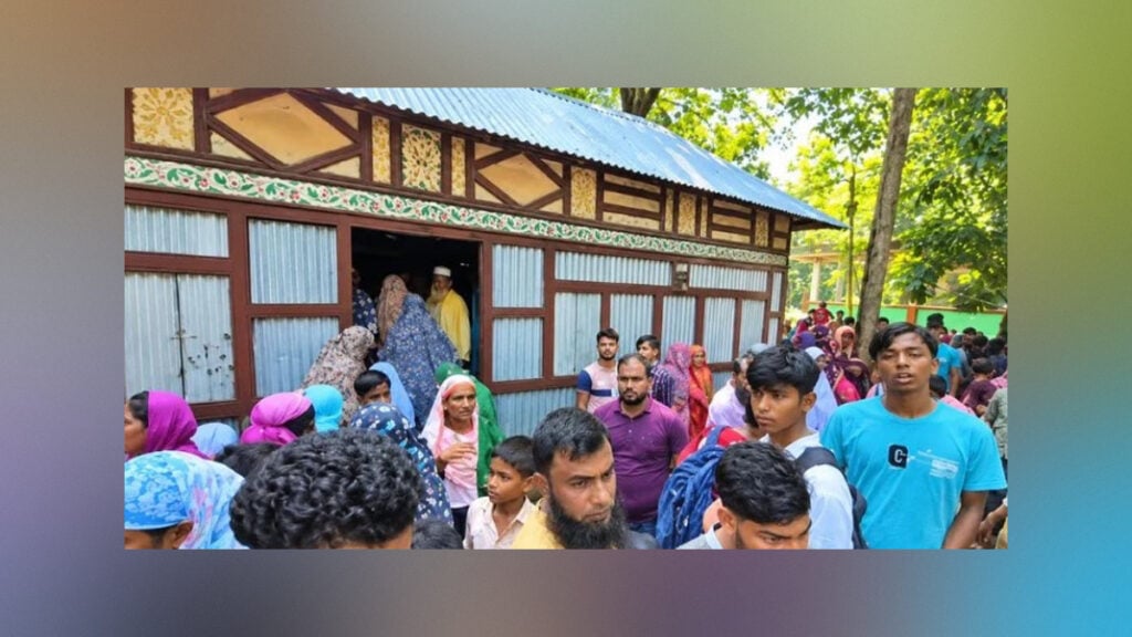 দা হাতে যুবকের হামলায় মা-ভাতিজি নিহত 3 দা হাতে যুবকের হামলায় মা-ভাতিজি নিহত