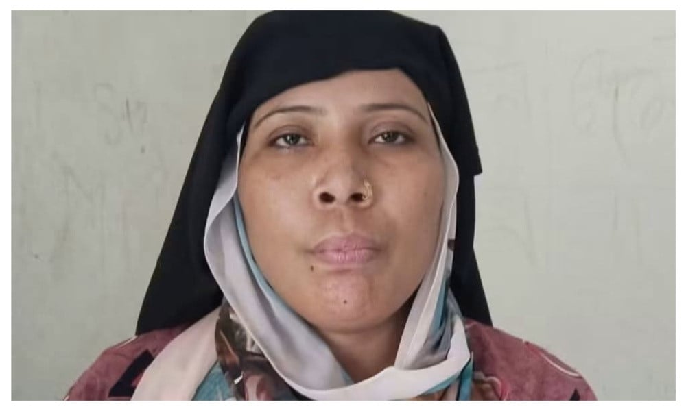মাদকসহ হানিট্র্যাপ চক্রের কথিত মূলহোতা ‘লেডি ডন’ আটক 3 মাদকসহ হানিট্র্যাপ চক্রের কথিত মূলহোতা ‘লেডি ডন’ আটক