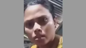 স্বামীকে দেশে ফেরাতে সন্তানকে ফাঁস দেওয়ার চেষ্টা, নারী আটক