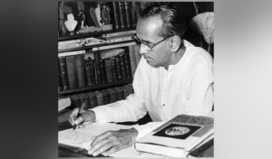স্মরণে তারাশঙ্কর বন্দ্যোপাধ্যায় মাটি ও মানুষের জীবনকথার এক অনন্য কথাশিল্পী