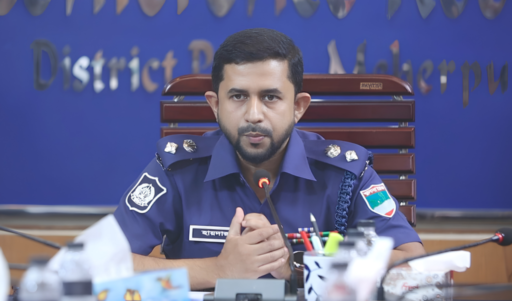অবৈধ সালিশ ও কিশোর গ্যাং বন্ধে মেহেরপুরের পুলিশ সুপারের হুঁশিয়ারি