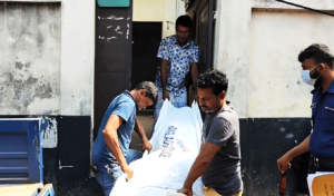আশুলিয়ায় বাসা থেকে মুদি দোকানকর্মীর অর্ধগলিত মরদেহ উদ্ধার, মৃত্যুর কারণ ঘিরে প্রশ্ন