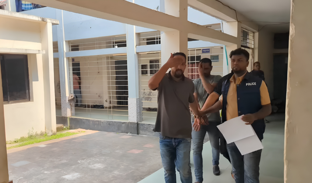 কাজী হাবিবুর রহমানকে আটকে ২ লাখ টাকা চাঁদা দাবি: যুবদল নেতাসহ গ্রেপ্তার ২ 3 কাজী হাবিবুর রহমানকে আটকে ২ লাখ টাকা চাঁদা দাবি যুবদল নেতাসহ গ্রেপ্তার ২