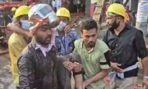 গাজীপুরে পোশাক কারখানায় আগুন, অসুস্থ ৭০ জন উদ্ধার
