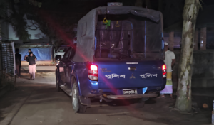 গাজীপুরে বিকাশ এজেন্টের গাড়িতে সশস্ত্র হামলা ৩ কোটি টাকা লুট, গুলিবিদ্ধ ১