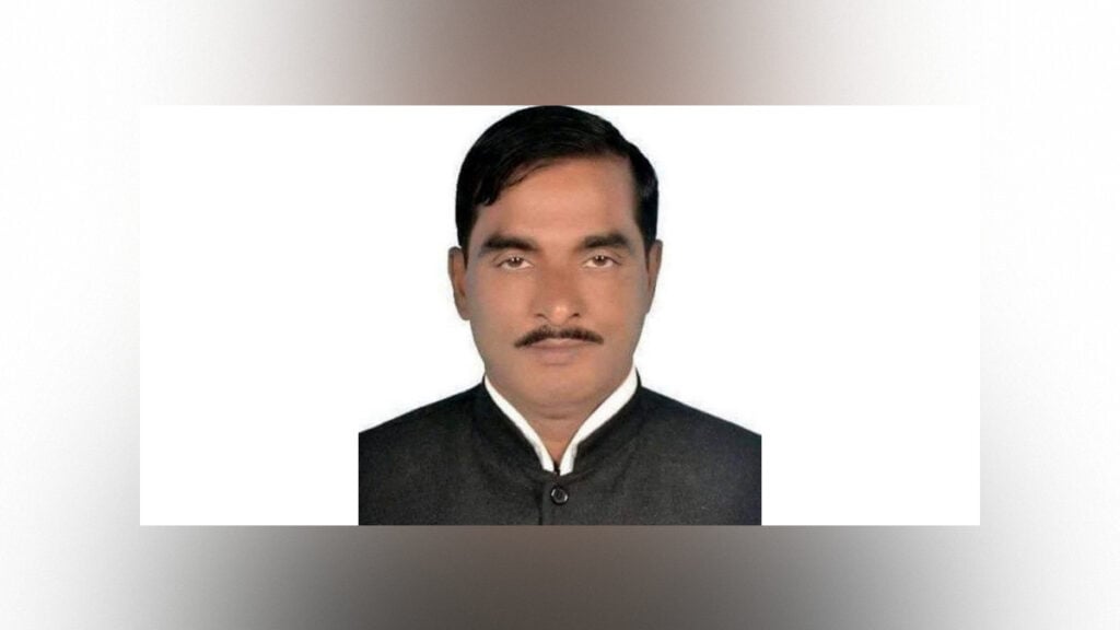 গোপালগঞ্জে সাবেক ইউপি চেয়ারম্যান ও যুবলীগ সভাপতি দুলাল গ্রেপ্তার 3 গোপালগঞ্জে সাবেক ইউপি চেয়ারম্যান ও যুবলীগ সভাপতি দুলাল গ্রেপ্তার