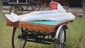 ঘাটাইলে মহাসড়কে মিলল অজ্ঞাত নারীর মরদেহ