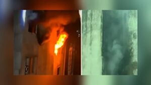 চকবাজারে আগুনে ছাই ৮ গুদাম, অসুস্থ ফায়ার সার্ভিসের ৪ সদস্য