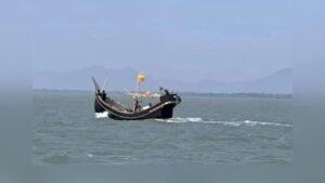 ছয় মাসেও ফেরেননি ১৫ বাংলাদেশি জেলে