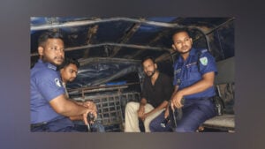 ছাত্রলীগের ঝটিকা মিছিল, আটক দুই কর্মী