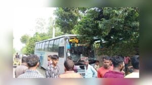 জামালপুরে বাসের ধাক্কায় প্রাণ হারালেন শাশুড়ি-পুত্রবধূ