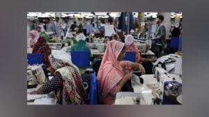 জ্বালানি সংকটে রপ্তানি বাজার হারানোর ঝুঁকিতে পোশাকশিল্প