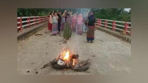 তিন দফা দাবি পূরণ না হওয়ায় ফের অবরোধ সাজেকে