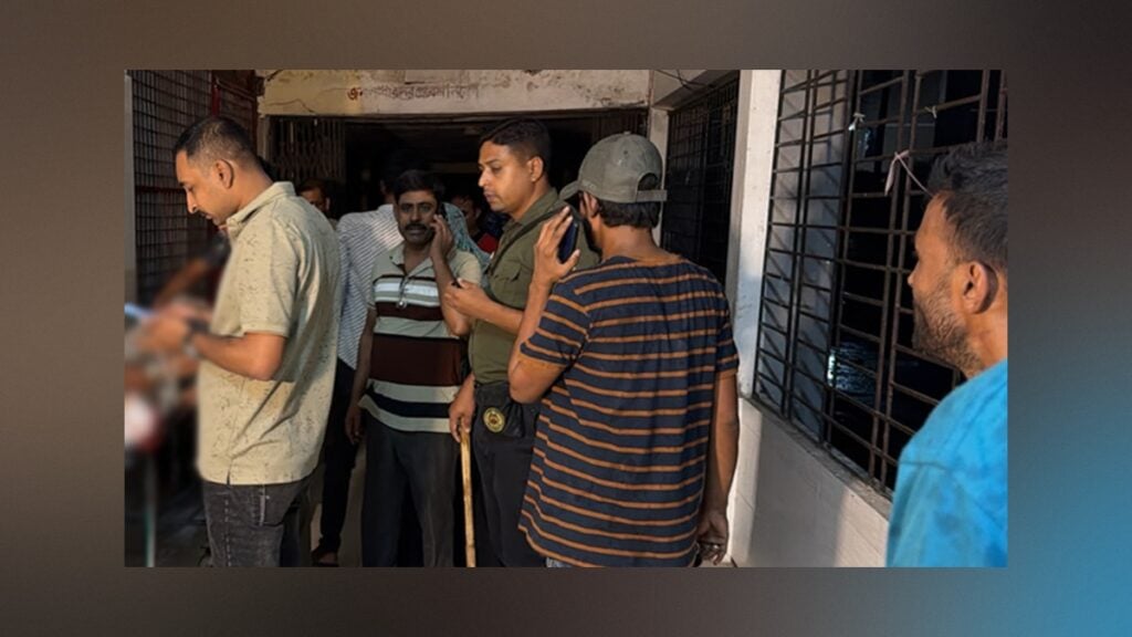 পুষ্পপাড়া হাটে মুখোশধারীদের হামলা, নিহত ইজারাদারসহ দুজন