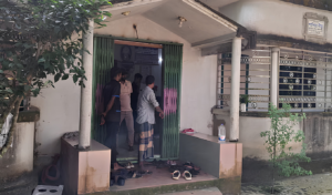 প্রয়োজনে বেঁধে রাখুন, তবু অপমান করবেন না’—ডাকাতদের কাছে অনুরোধ সাবেক পুলিশ কর্মকর্তার