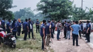 ফতুল্লায় ইটভাটার নিয়ন্ত্রণ নিয়ে বিএনপির দুই পক্ষের সংঘর্ষ, আহত ১০