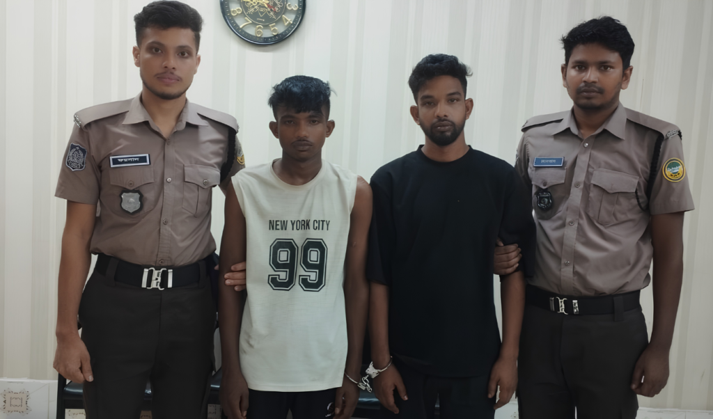 বরিশালে অবসরপ্রাপ্ত শিক্ষিকা হত্যা মামলায় দুই যুবক গ্রেপ্তার, মুঠোফোন উদ্ধার 3 বরিশালে অবসরপ্রাপ্ত শিক্ষিকা হত্যা মামলায় দুই যুবক গ্রেপ্তার, মুঠোফোন উদ্ধার