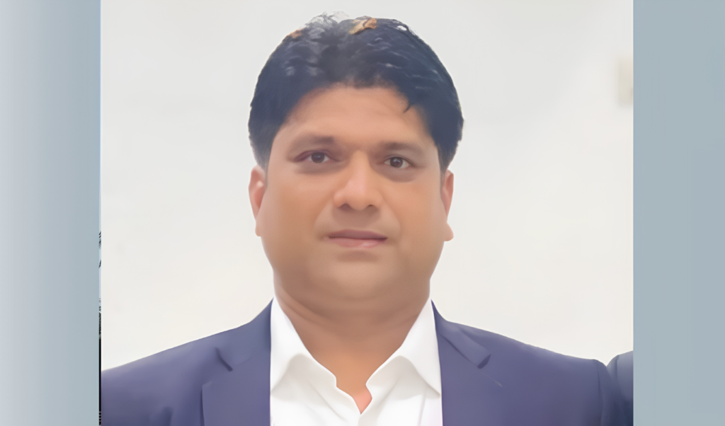 বাঁশখালীতে এসআরবি পরিচয়ে ব্যবসায়ীকে তুলে নেওয়ার অভিযোগ, আটক ১