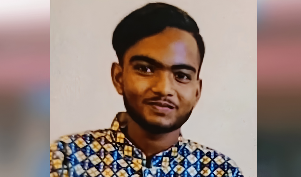 ব্যবসায়ীকে অপহরণ ও চাঁদা দাবির অভিযোগে কথিত বিএনপি নেতা আটক 3 ব্যবসায়ীকে অপহরণ ও চাঁদা দাবির অভিযোগে কথিত বিএনপি নেতা আটক