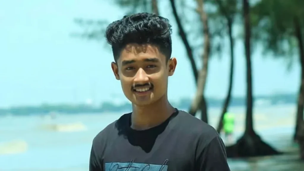 ব্লাড ক্যানসারে ১৮ বছরেই থামল পেসার হৃদয়ের স্বপ্ন 3 ব্লাড ক্যানসারে ১৮ বছরেই থামল পেসার হৃদয়ের স্বপ্ন