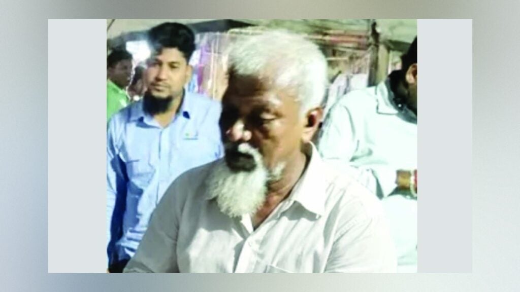 মিরসরাইয়ে সড়ক দুর্ঘটনায় অটোরিকশাচালক নিহত 3 মিরসরাইয়ে সড়ক দুর্ঘটনায় অটোরিকশাচালক নিহত