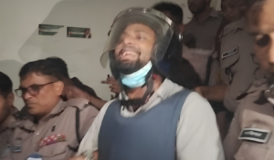 রবীন্দ্রনাথের ছবিতে চুনকালি জামিন শুনানিতে আইনজীবীদের হাতাহাতি, আসামিরা কারাগারে