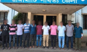 রাঙামাটিতে পুলিশের বিশেষ অভিযানে গ্রেপ্তার ১১, উদ্ধার চোলাই মদ
