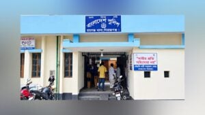 সিরাজগঞ্জে ৪০০ গ্যাস সিলিন্ডার ডাকাতি, তিনজন গ্রেফতার