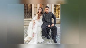 স্ত্রীকে ঘিরে আতিফের ভালোবাসার প্রকাশ, প্রশংসায় ভক্তরা