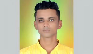 স্ত্রীর ছবি তোলার বিরোধিতা করে প্রাণ দিতে হলো সিসিক কর্মীকে