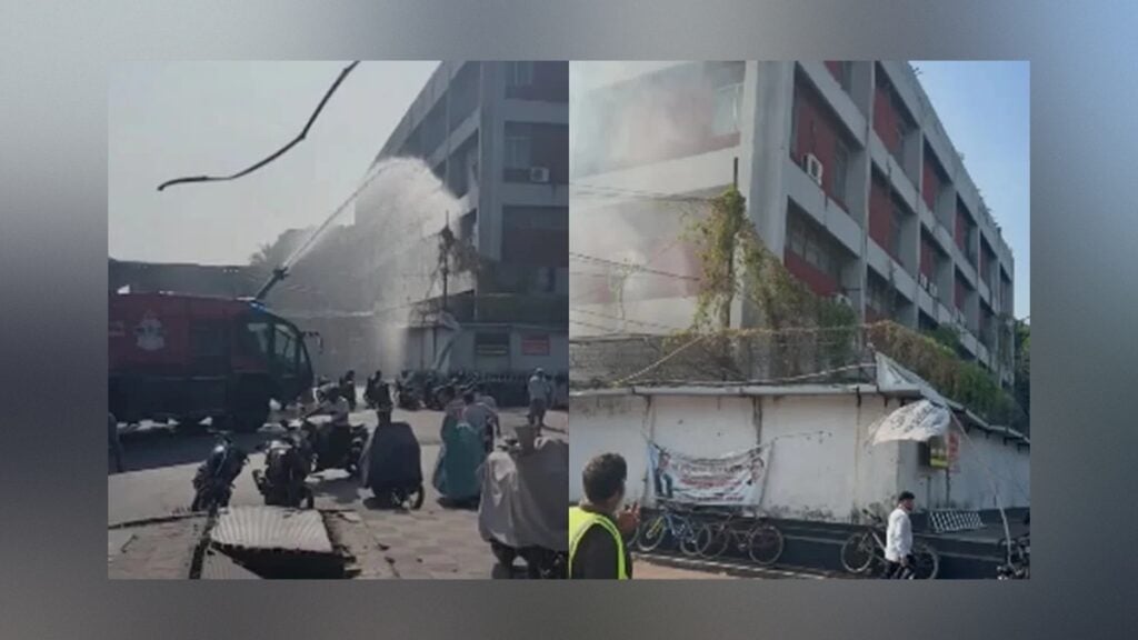 হযরত শাহজালাল আন্তর্জাতিক বিমানবন্দরের স্টোর বিল্ডিংয়ে আগুন